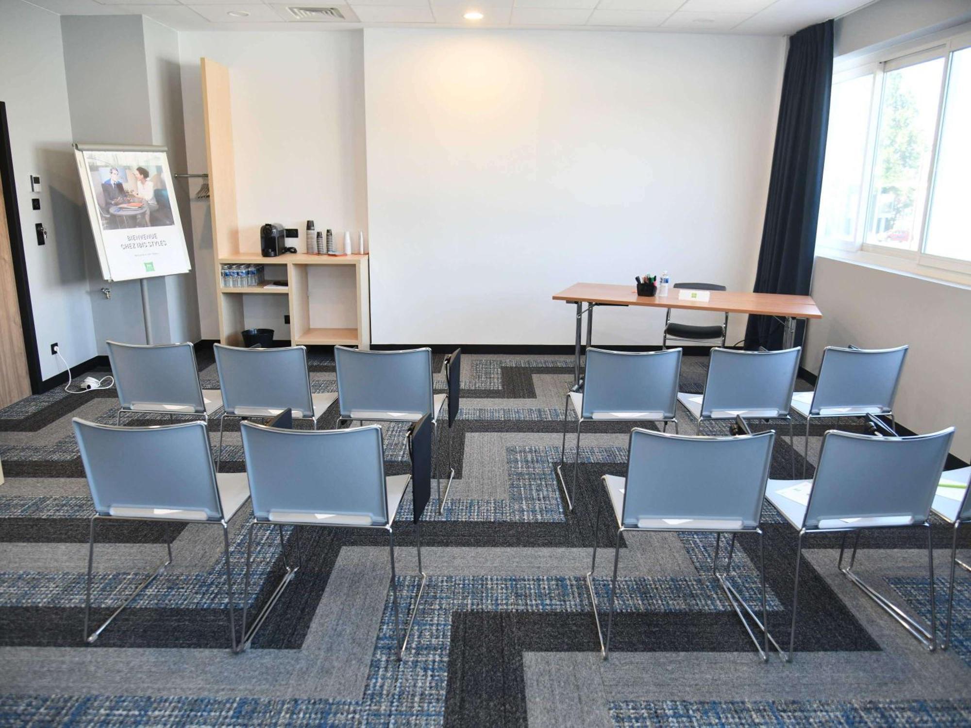 Hotel Ibis Styles Sud 3*