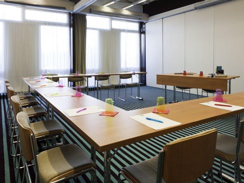 Ibis Styles Sud Hotel 3*